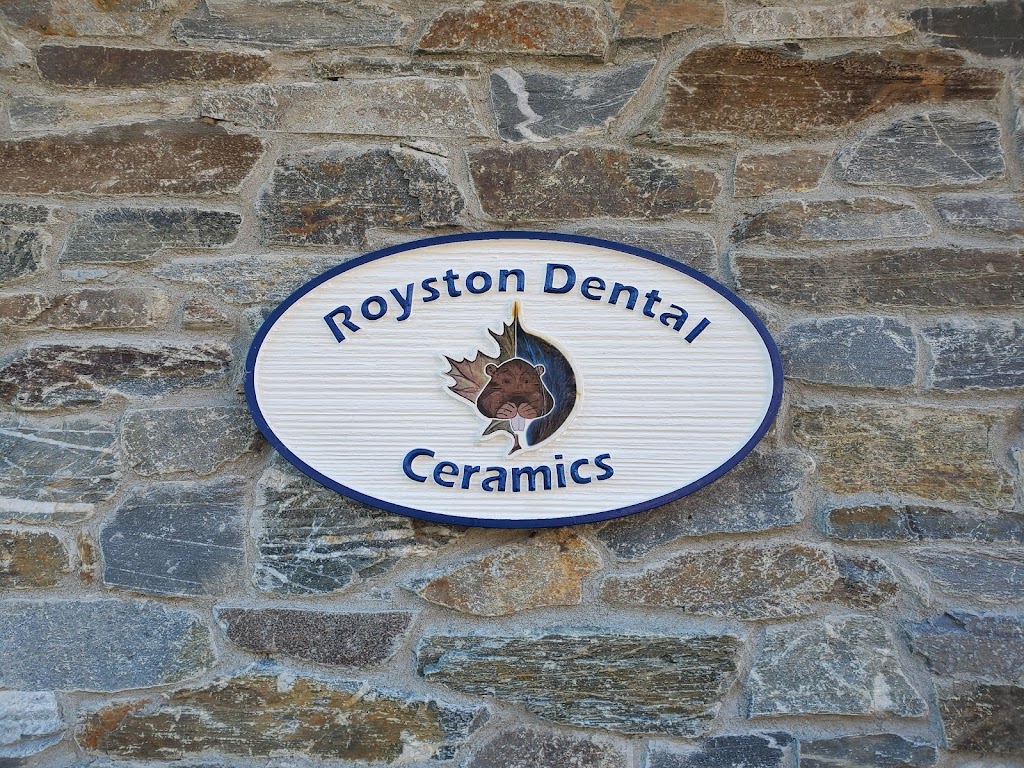 Royston Dental Ceramics Inc | 3196 Kentwood Rd, Courtenay, BC V9N 9R1, Canada | Phone: (250) 336-2598