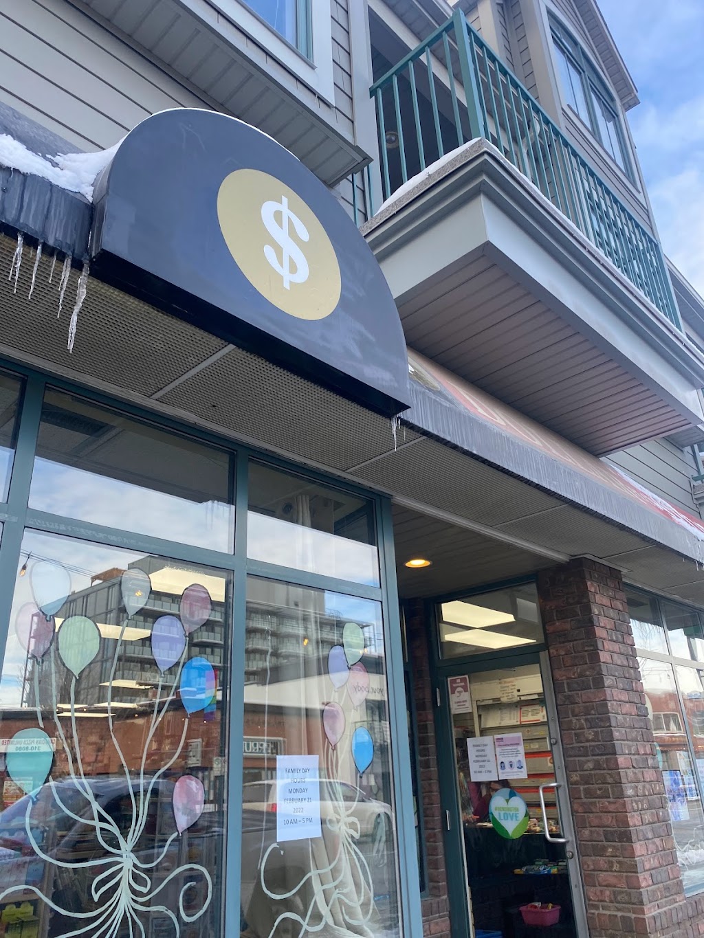 Kensington Dollar Store | 305 10 St NW, Calgary, AB T2N 1V5, Canada | Phone: (403) 283-2266