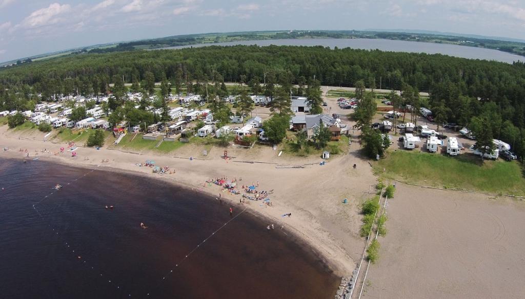 Camping Villa des Sables | 600 10 Chemin de a, Métabetchouan-Lac-à-la-Croix, QC G8G 1P1, Canada | Phone: (418) 345-2655