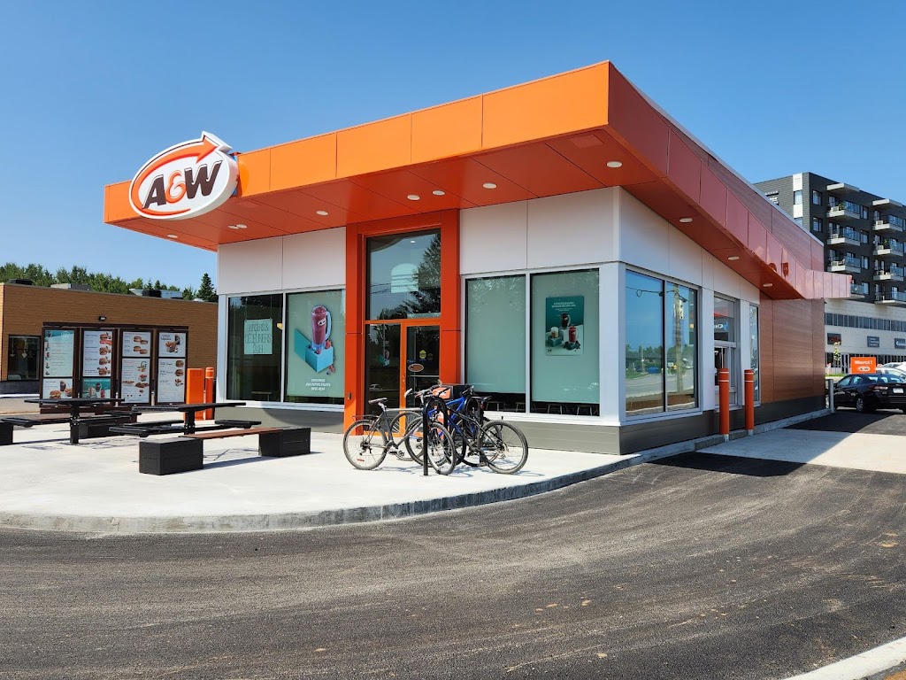 A&W Canada | 16 Rte de la Pinière, Pont-Rouge, QC G3H 2Z3, Canada | Phone: (581) 329-2923