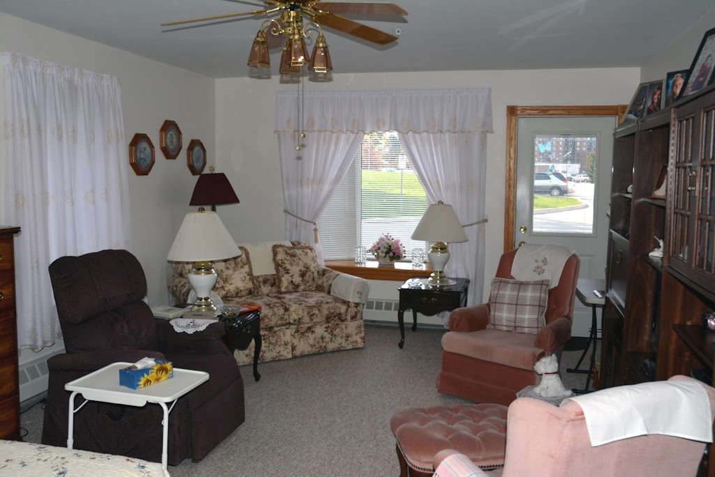 Kelso Villa Retirement Home | 1475 2nd Ave W, Owen Sound, ON N4K 6Z2, Canada | Phone: (519) 371-0440