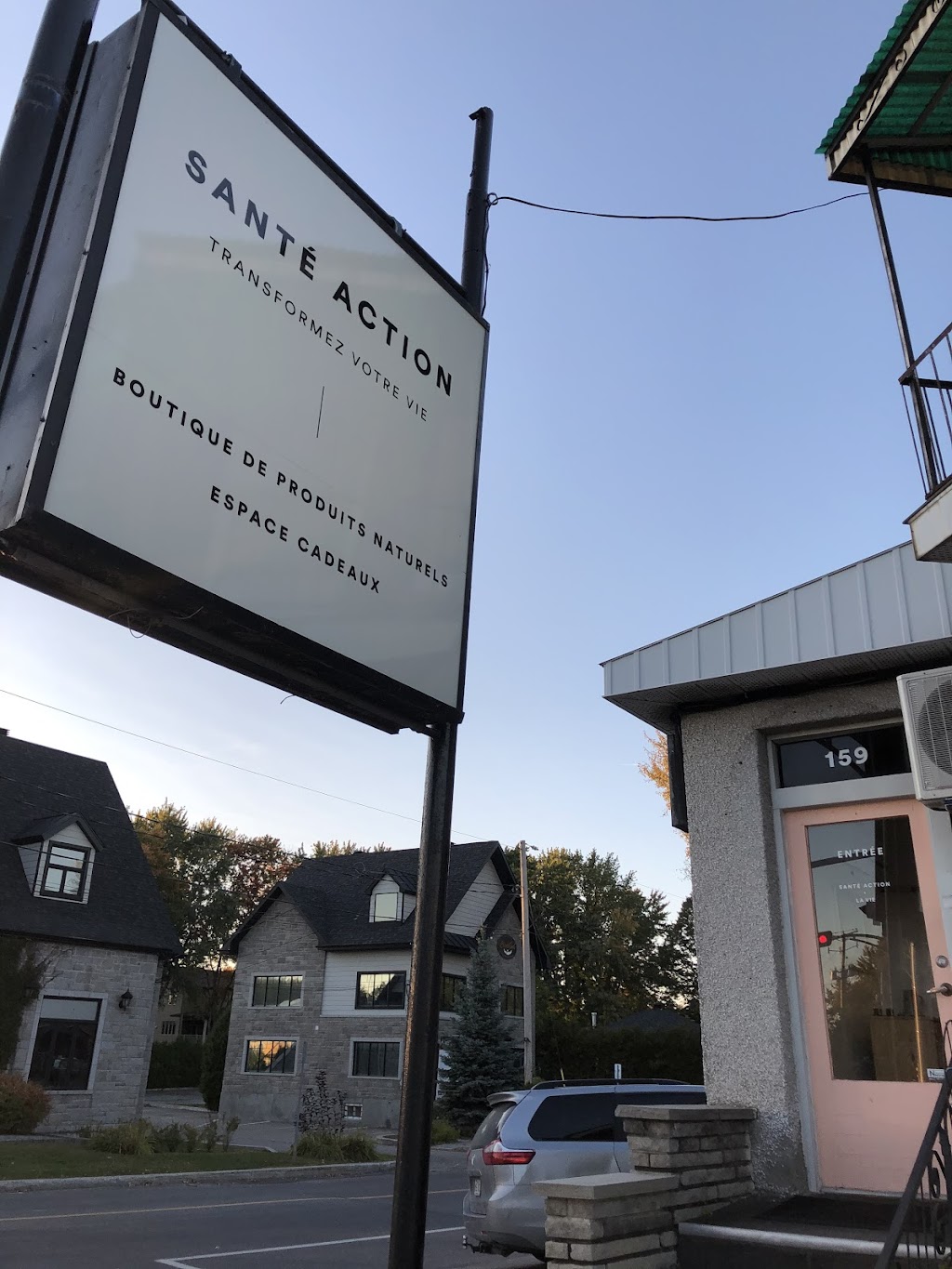 Santé-Action | 159 Bd Arthur-Sauvé, Saint-Eustache, QC J7P 2A4, Canada | Phone: (450) 983-4663