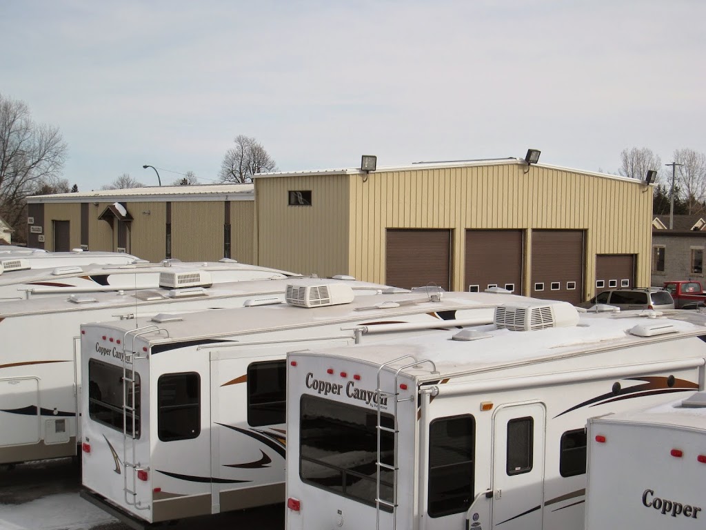 Vos Trailers Ltd | 1560 Stittsville Main St, Stittsville, ON K2S 1A9, Canada | Phone: (613) 836-4841