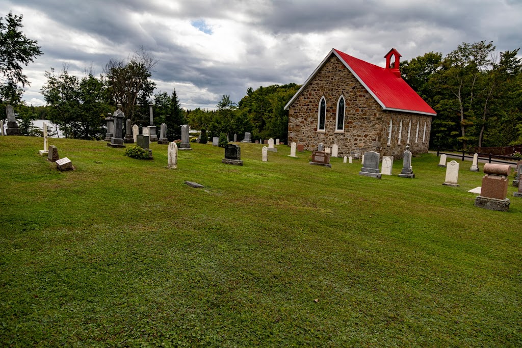 Holy Trinity Church | 4 Chemin Cambria, Gore, QC J0V 1K0, Canada | Phone: (514) 246-5796