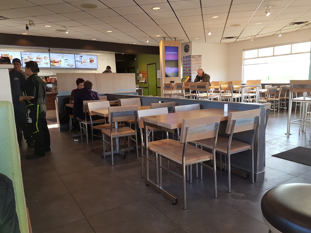 A&W Canada | 80 Glendeer Cir SE, Calgary, AB T2H 2Z7, Canada | Phone: (403) 252-0352