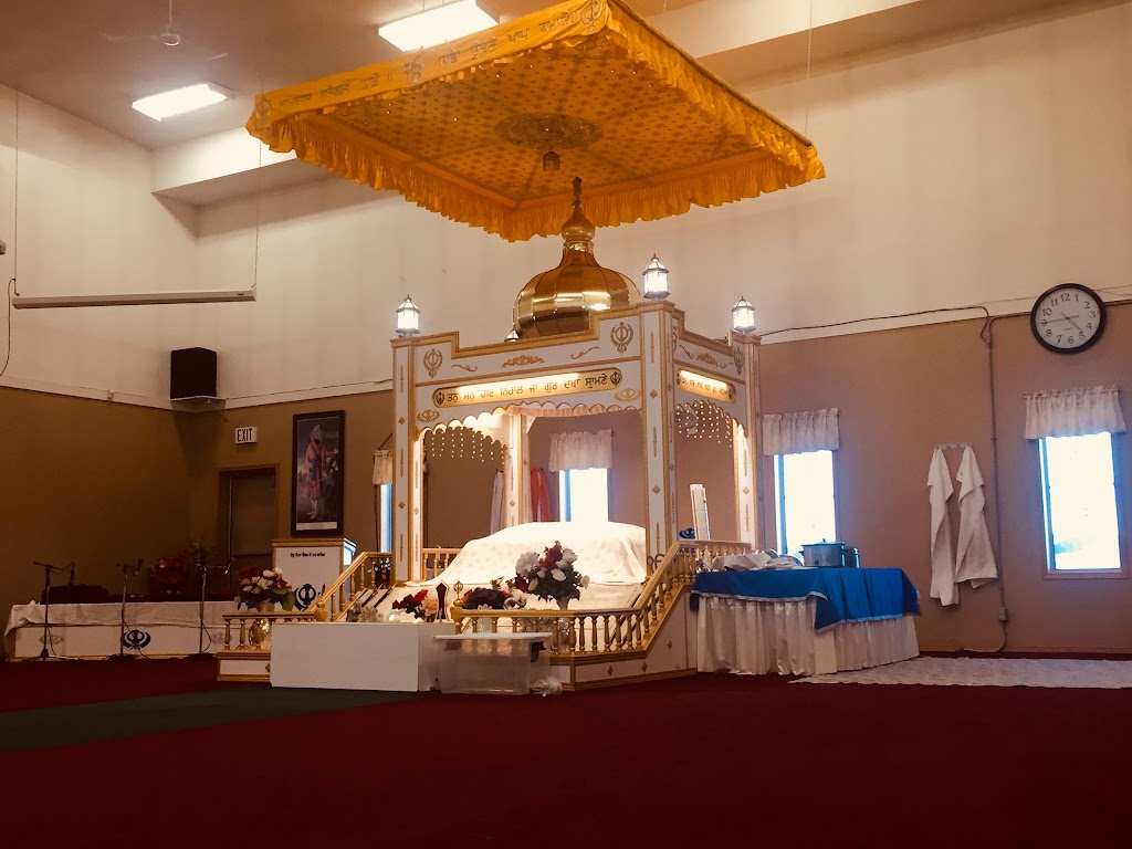 Gurdwara Kalgidhar Darbar | 2762 King Edward St, Winnipeg, MB R2R 2R2, Canada | Phone: (204) 633-7777