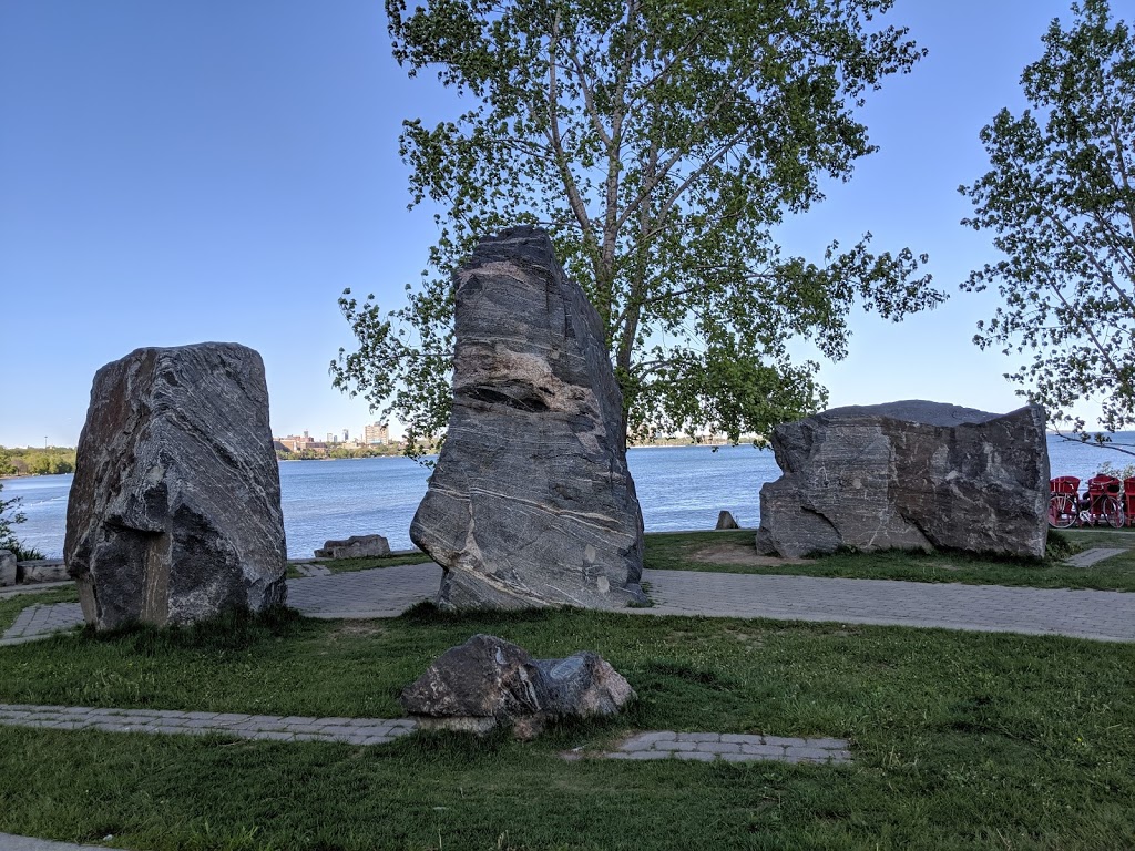 Sheldon Lookout | Martin Goodman Trail, Etobicoke, ON M8V 3W9, Canada | Phone: (416) 392-2489