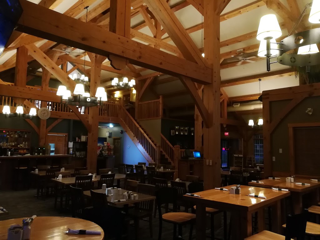 Village Green Restaurant | 350 Park Rd W, Steinbach, MB R5G 1V4, Canada | Phone: (204) 320-4655