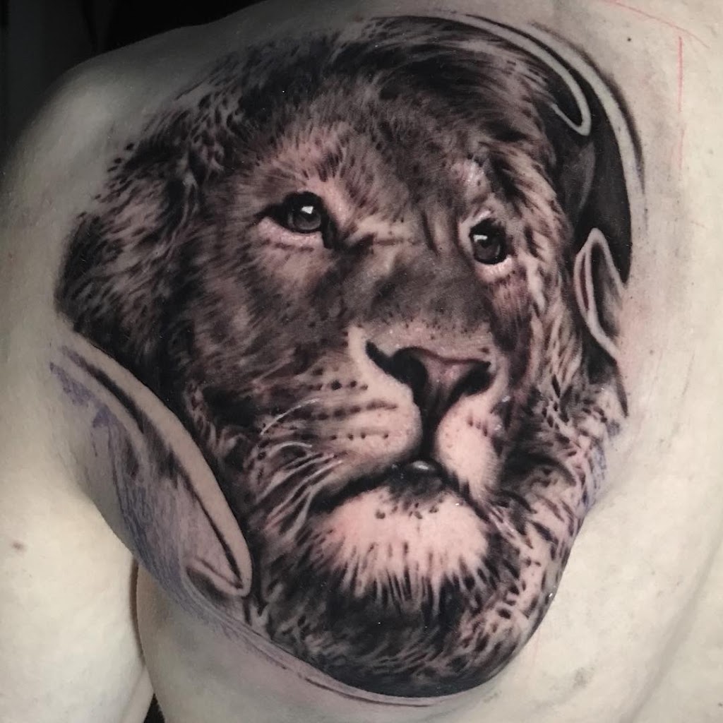 Black Label Tattoos with Teemu Hakala, David Gluck, and Kate Sto | 1234 Clements Road, (For actual address please contact), Duncan, BC V9L 6J8, Canada