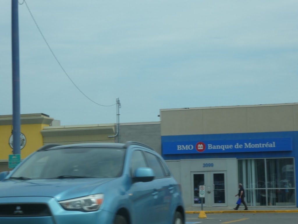 BMO Bank of Montreal | 2099 Boulevard Marcel-Laurin, Saint-Laurent, QC H4R 1K4, Canada | Phone: (514) 877-1973