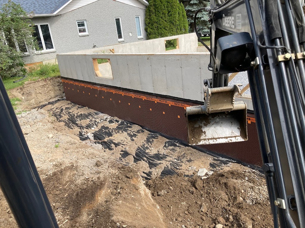 Excavation Gemco - Drain Français Laurentides | 17225 Rue du Corail, Mirabel, QC J7N 3T3, Canada | Phone: (514) 742-7568