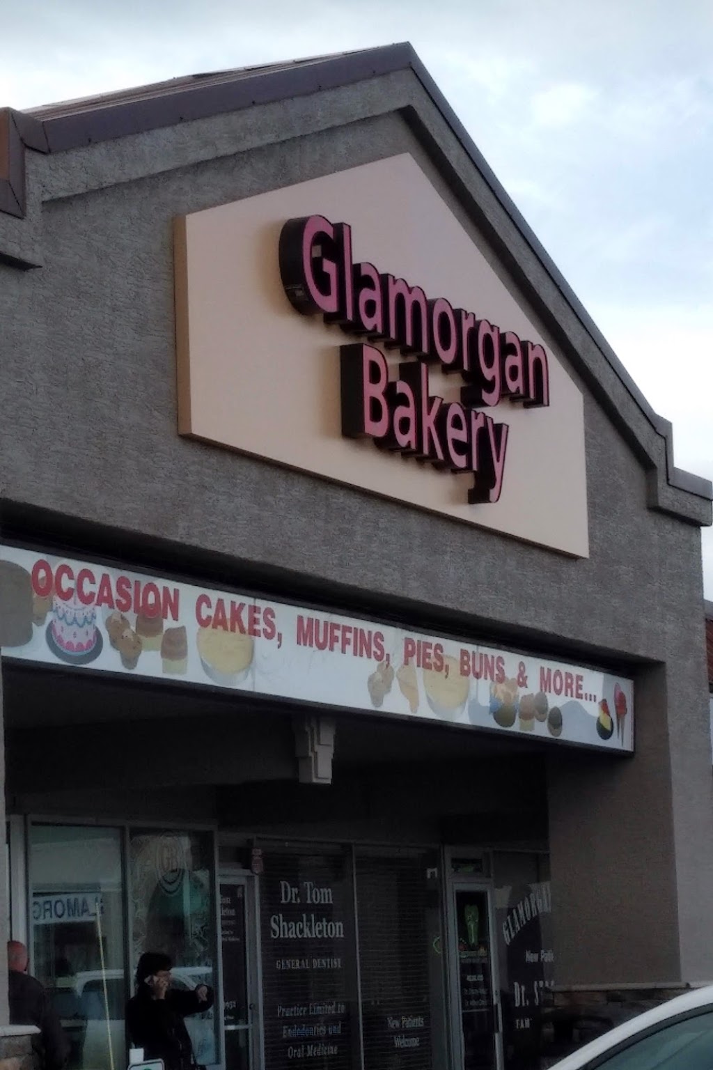 Glamorgan Bakery Ltd. | 3919 Richmond Rd SW #19, Calgary, AB T3E 4P2, Canada | Phone: (403) 242-2800