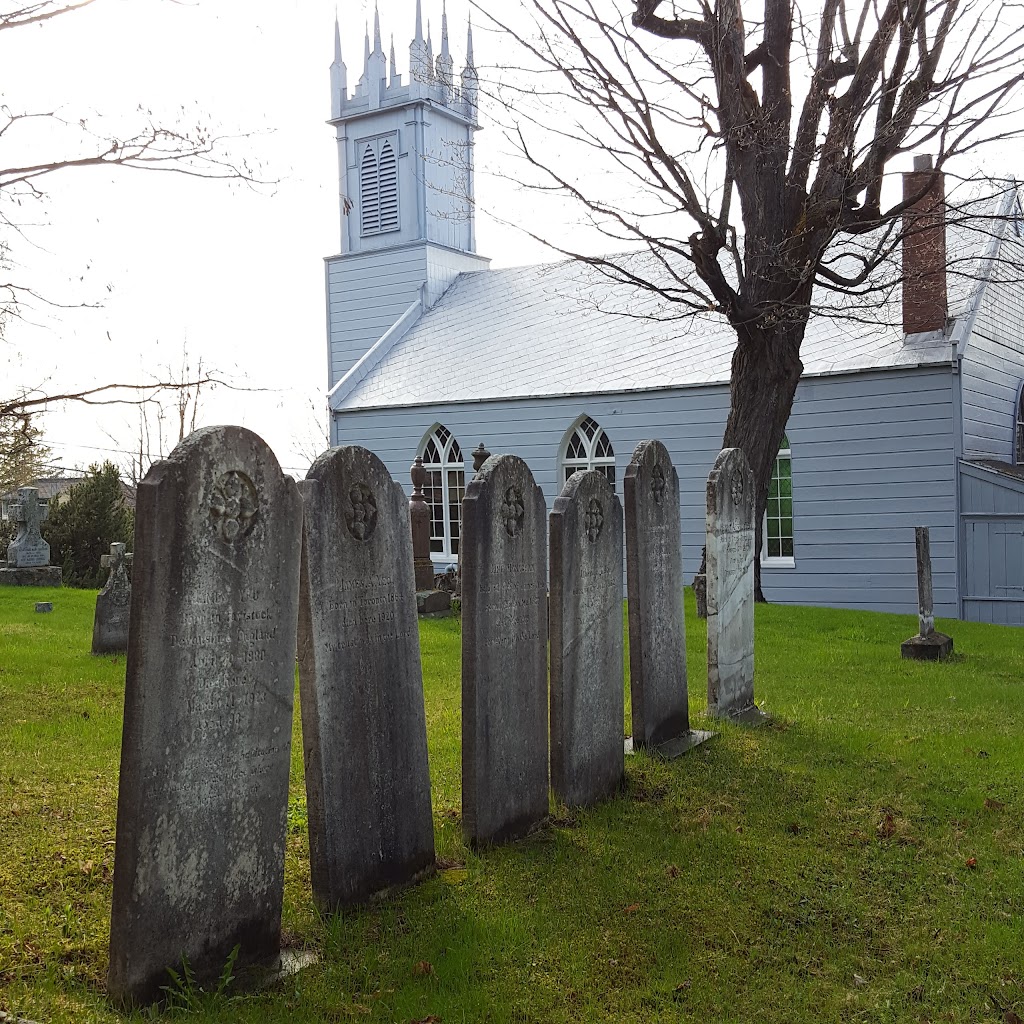 Église Anglicane St-Bartholomew | 15 Rue du Domaine, Rivière-du-Loup, QC G5R 2P8, Canada | Phone: (418) 692-3898