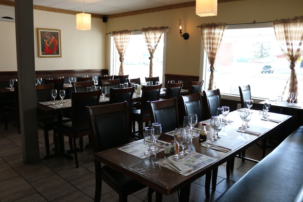 Restaurant Chez Sak | 2710 Boulevard Fiset, Sorel-Tracy, QC J3P 5J9, Canada | Phone: (450) 742-4634