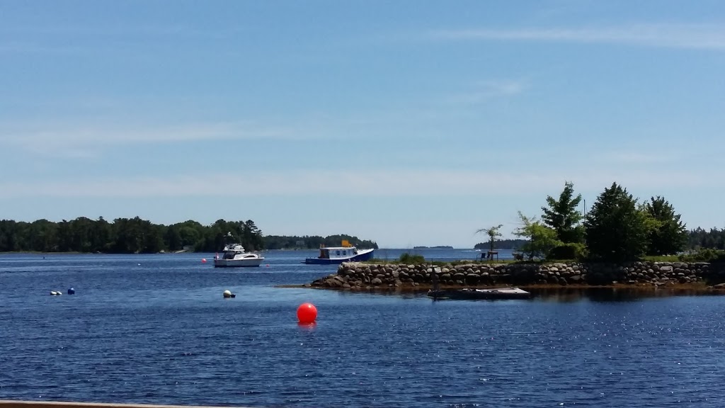 Seaside Shanty Restaurant | 5315 Nova Scotia Trunk 3, Chester Basin, NS B0J 1K0, Canada | Phone: (902) 275-2246