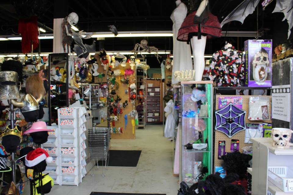 Party Corner Costumes | 200 Victoria Rd S, Guelph, ON N1E 5R1, Canada | Phone: (519) 763-6400