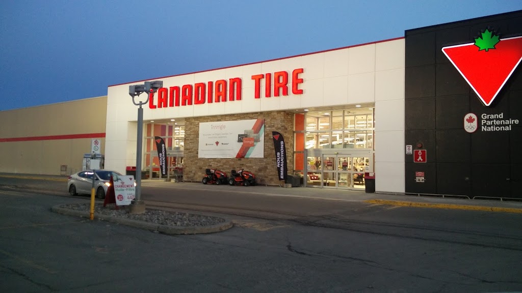 Canadian Tire - Gatineau, QC | 700 Boulevard Maloney O, Gatineau, QC J8T 8K7, Canada | Phone: (819) 246-1234