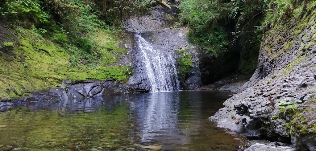 Benson Creek Falls Regional Park | Doumont Rd & Weigles Rd, Nanaimo, BC V9T 6H1, Canada | Phone: (250) 248-3252