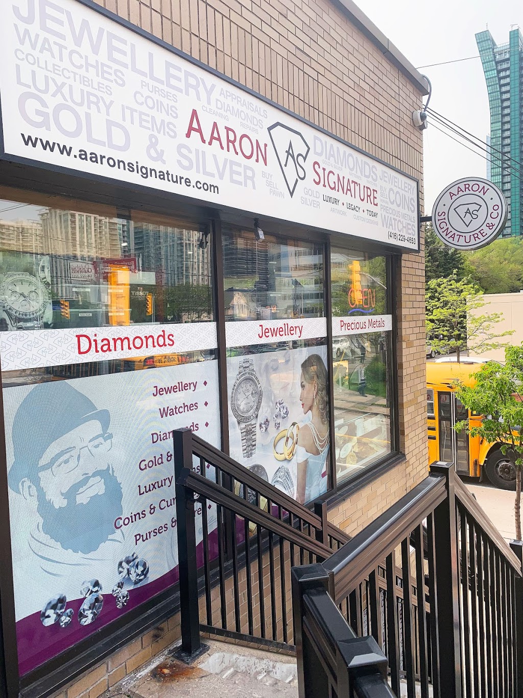 Aaron Signature & Co. | 4664 Yonge St, North York, ON M2N 5M1, Canada | Phone: (416) 229-4653