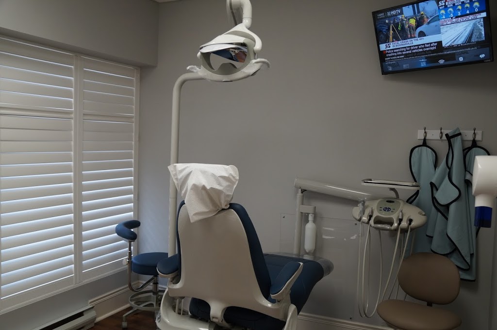 Rebecca Dental Clinic | 170 Rebecca St Unit E, Oakville, ON L6K 1J6, Canada | Phone: (905) 842-5151