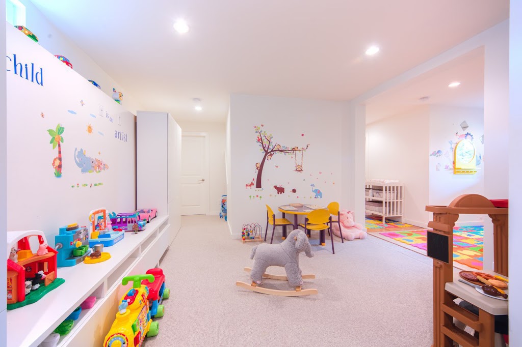 Little Diamonds Daycare | 1007 Prospect Ave, North Vancouver, BC V7R 2M5, Canada | Phone: (604) 499-0870