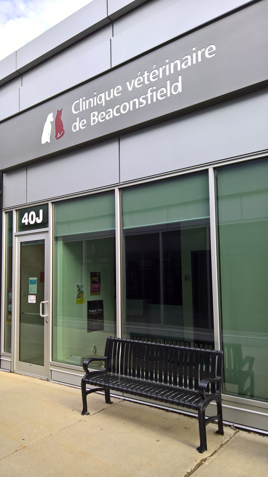 Clinique Vétérinaire de Beaconsfield | 40J, Boulevard Saint-Charles, Beaconsfield, QC H9W 5Z6, Canada | Phone: (514) 694-6418