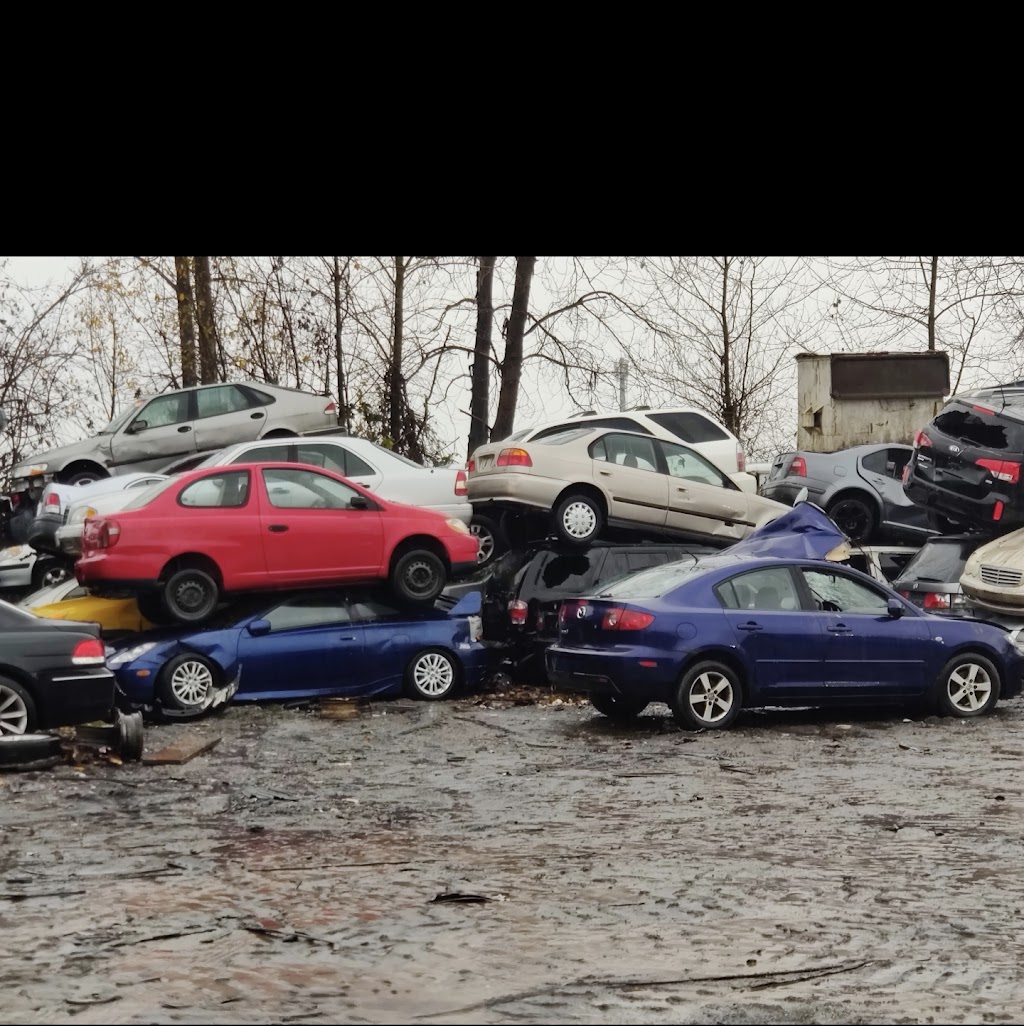 Ladner scrap car cash for cars | 4795 47a Ave, Delta, BC V4K 1T2, Canada | Phone: (604) 200-1140