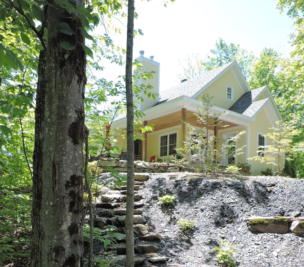 Gîte La Clairière | 242 Chemin du Lac-Nick, Bolton-Est, QC J0E 1G0, Canada | Phone: (819) 212-8383