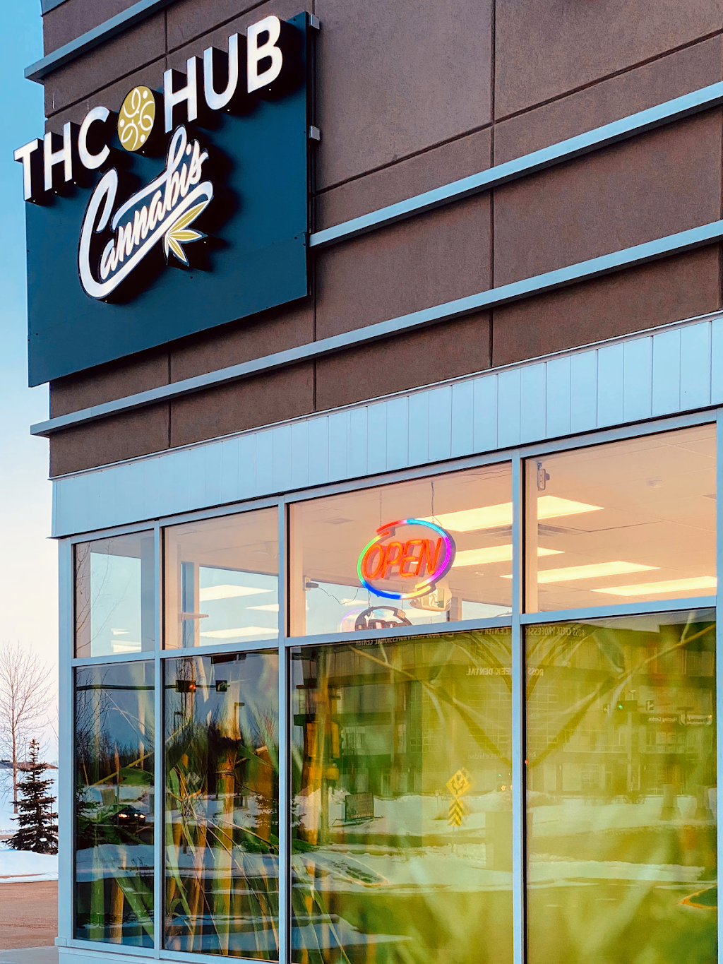 THC HUB CANNABIS | 10010 86 Ave Unit # 101, Fort Saskatchewan, AB T8L 4P4, Canada | Phone: (587) 285-4500