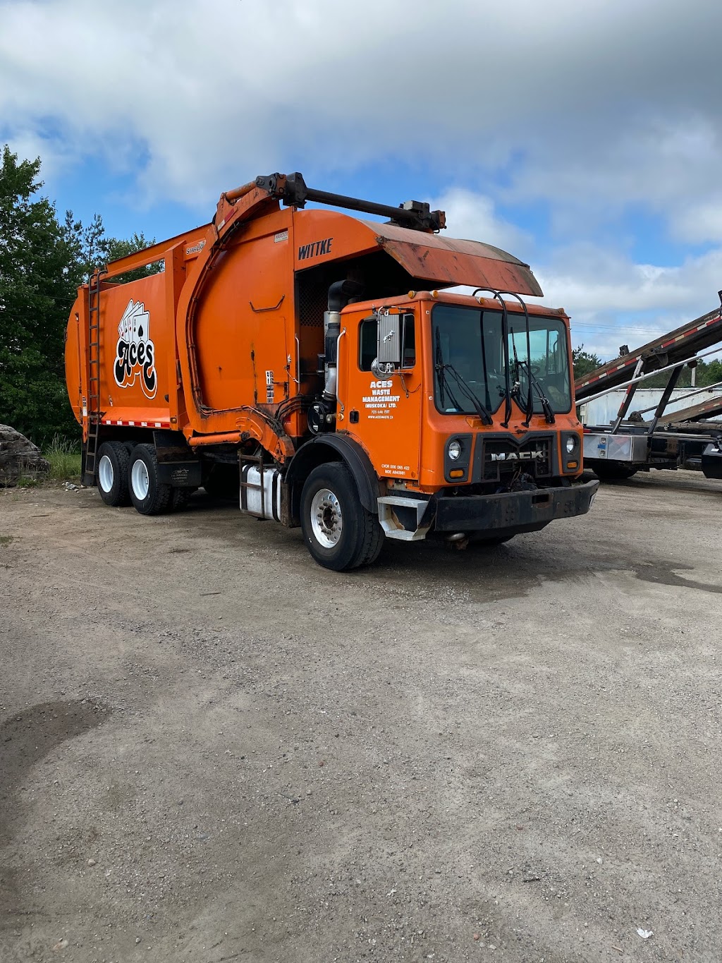 ACES Waste Management (Muskoka) Ltd | 1244 Rosewarne Dr, Bracebridge, ON P1L 0A1, Canada | Phone: (705) 646-1597