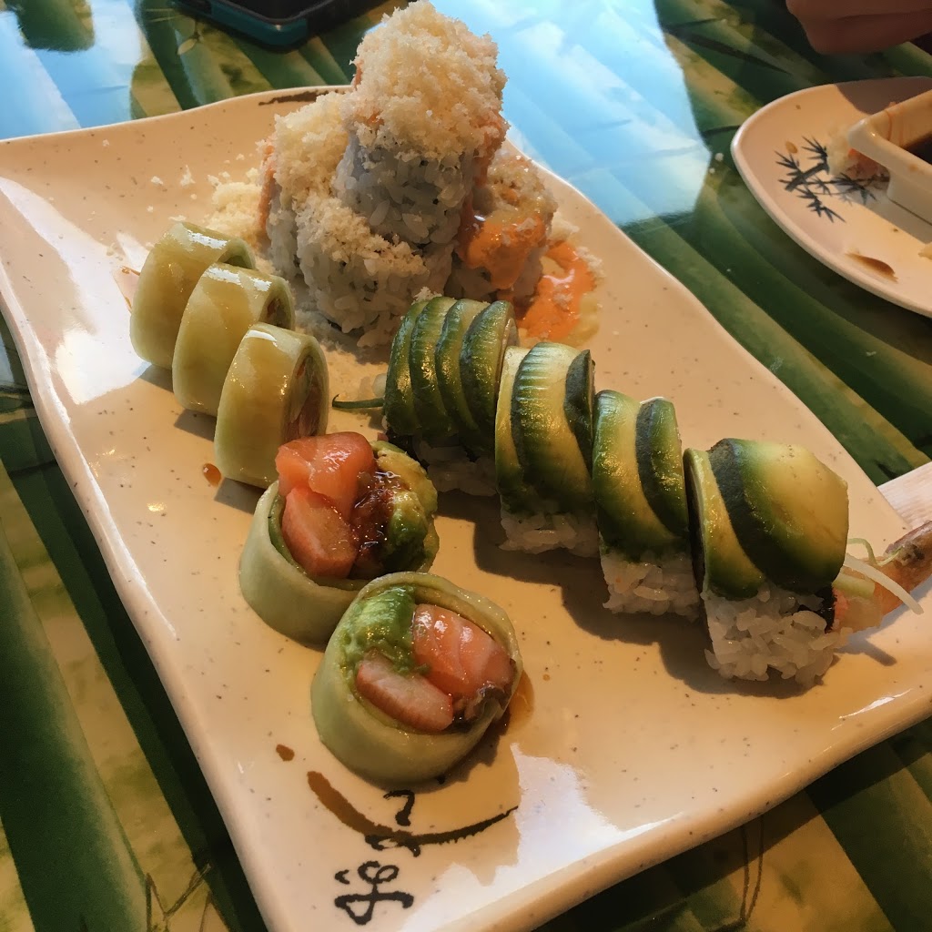 Taka Sushi | 340 Eagle St W, Newmarket, ON L3Y 7M9, Canada | Phone: (905) 836-5000