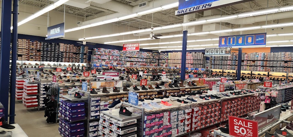 SKECHERS Warehouse Outlet | 575 Industrial Ave #6, Ottawa, ON K1G 3X8, Canada | Phone: (613) 247-7533