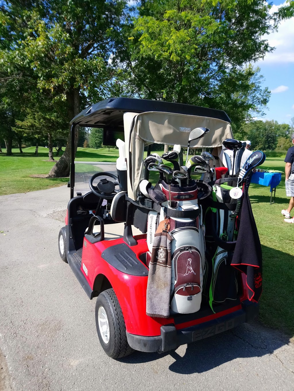 Cardinal Golf Club | 2740 Davis Dr W, King, ON L7B 0G7, Canada | Phone: (905) 841-7378