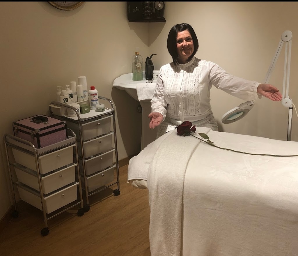 Clinique Santé-Beauté Annie Lecourtois | 32 Rue Rochefort, Repentigny, QC J5Y 3C2, Canada | Phone: (514) 892-7219