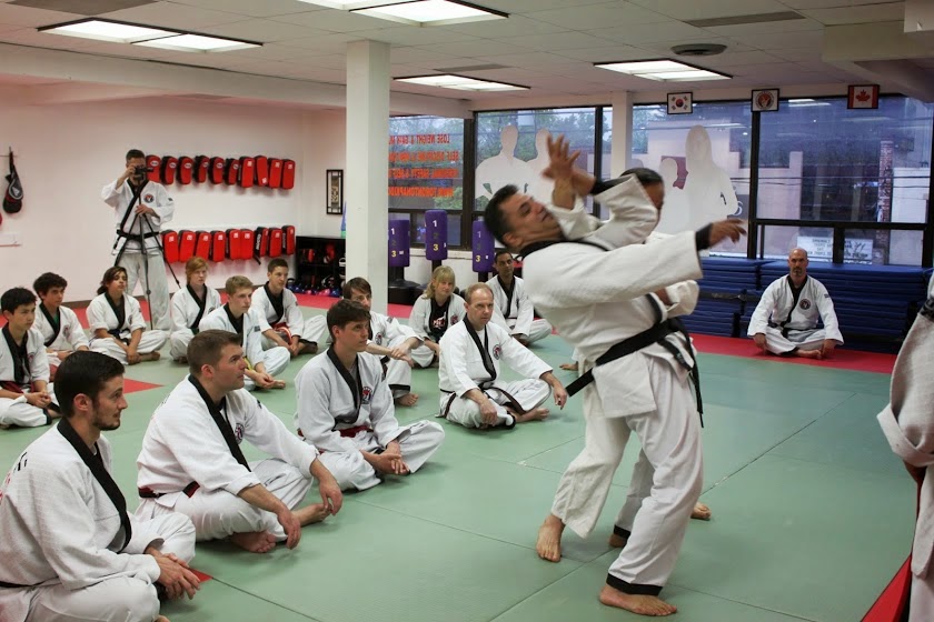 Evoke Martial Arts & Kickboxing | 1669 Bayview Ave #200, East York, ON M4G 3C1, Canada | Phone: (416) 440-2828