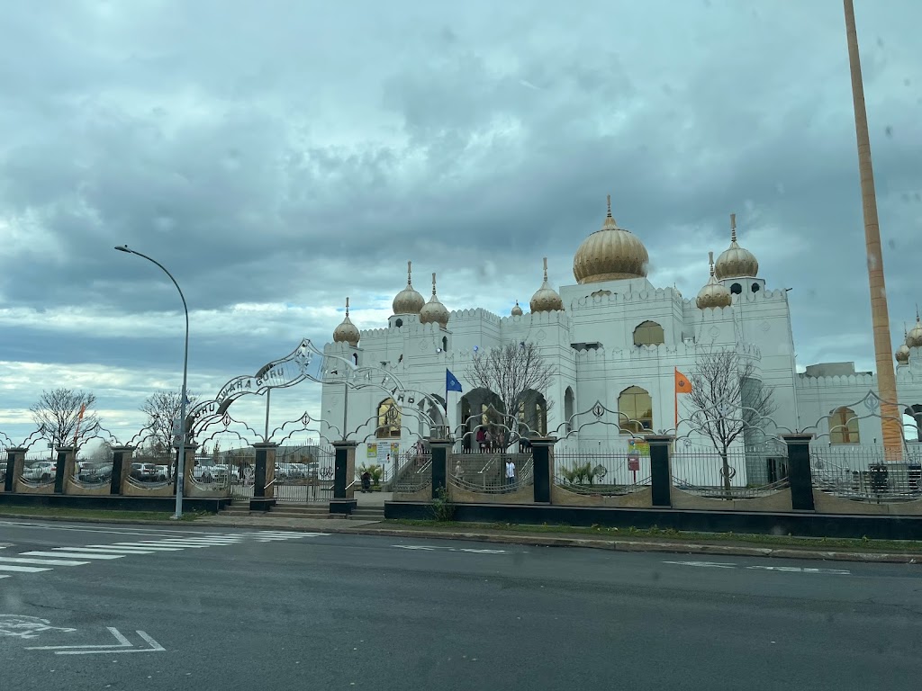 Sikh Temple Association Inc. | 7801 Rue Cordner, LaSalle, QC H8N 2X2, Canada | Phone: (514) 595-1881