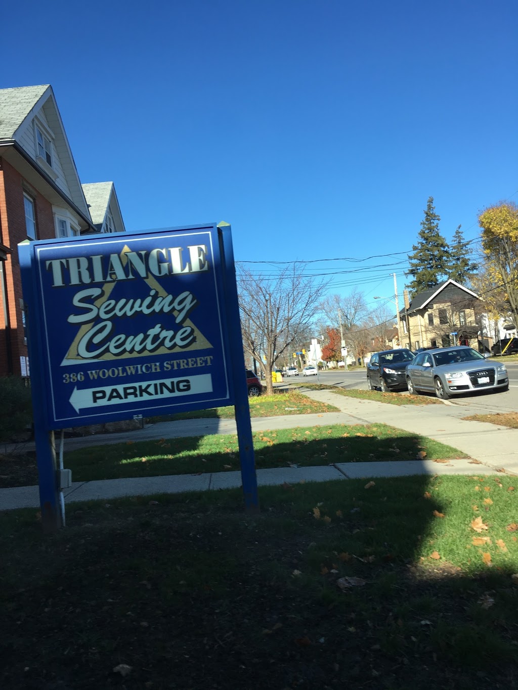 Triangle Sewing Centre | 386 Woolwich St, Guelph, ON N1H 8L2, Canada | Phone: (519) 822-9910