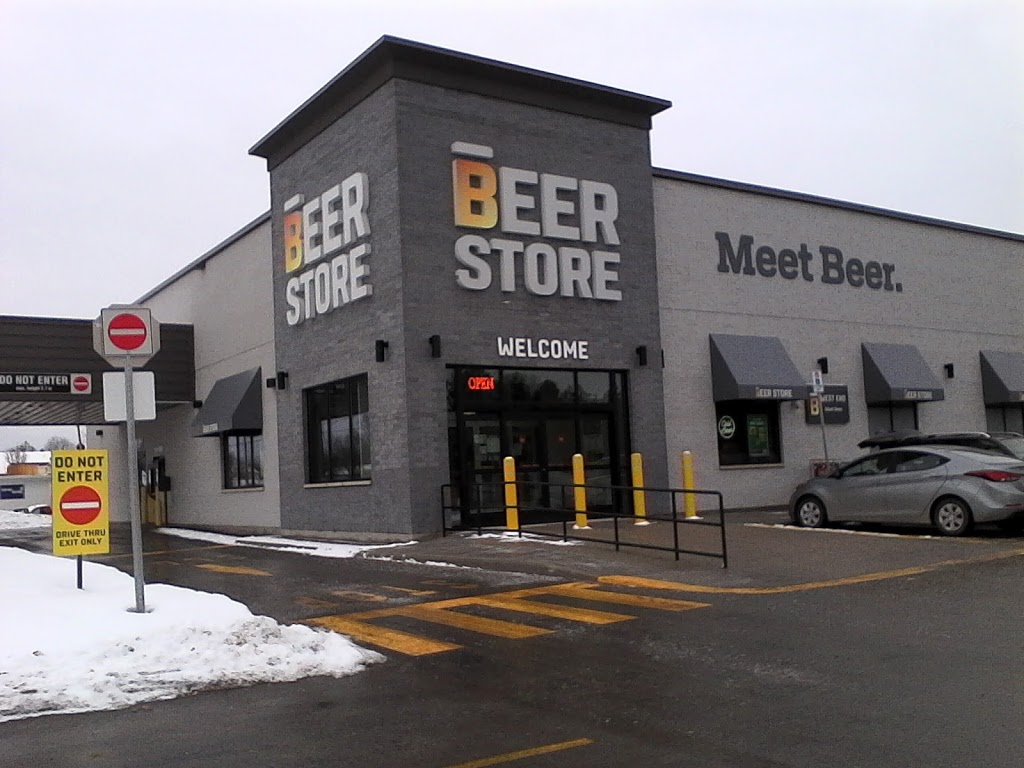 Beer Store 4710 | 1900 Lansdowne St, Peterborough, ON K9J 3K7, Canada | Phone: (705) 745-0366