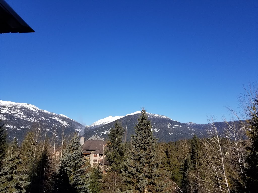Wildwood Lodge On Blackcomb | 4749 Spearhead Dr, Whistler, BC V0N 1B4, Canada | Phone: (604) 932-3252