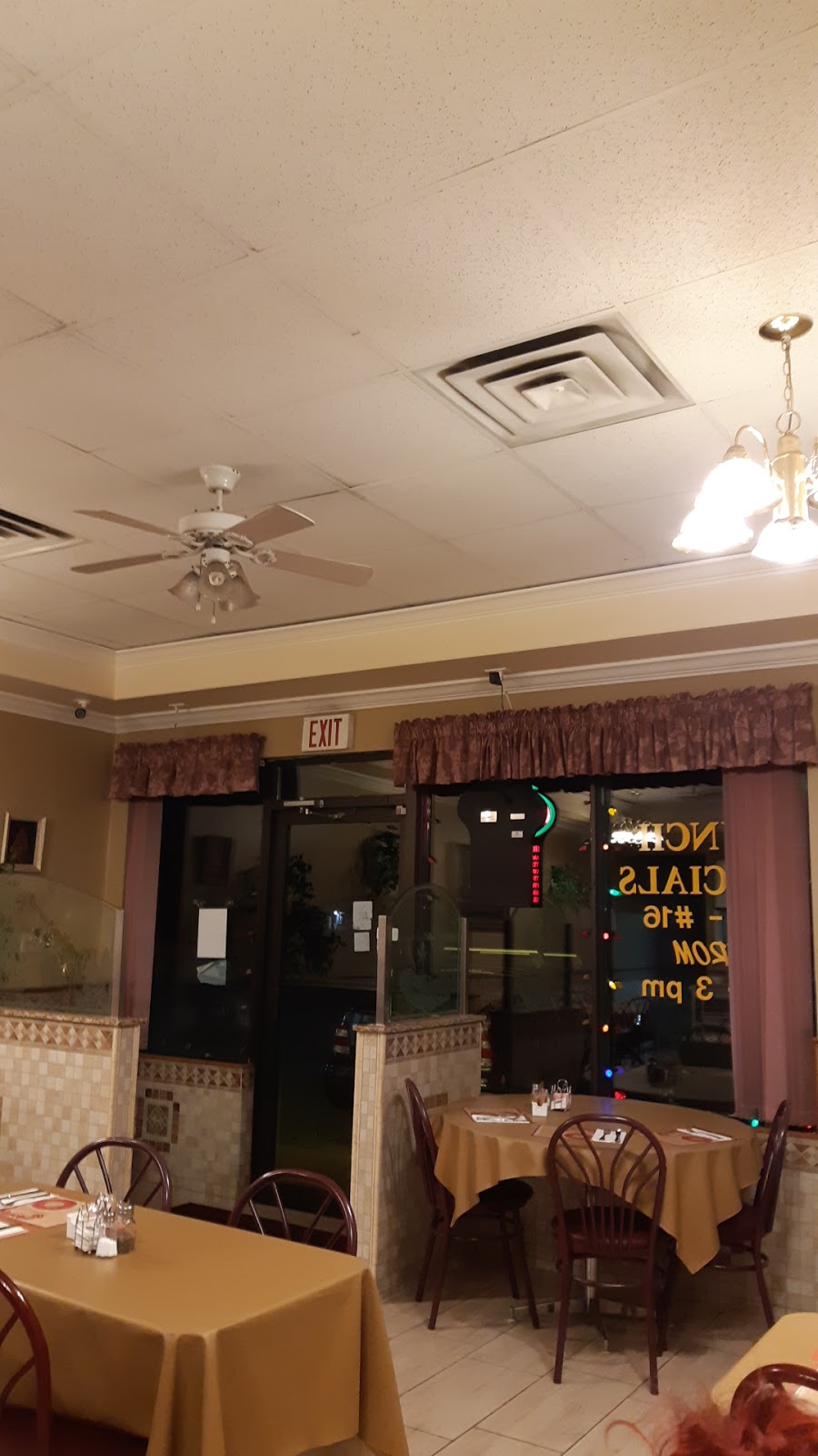 Canton Restaurant | 1179 Bayfield St, Midhurst, ON L0L 1X1, Canada | Phone: (705) 728-1228