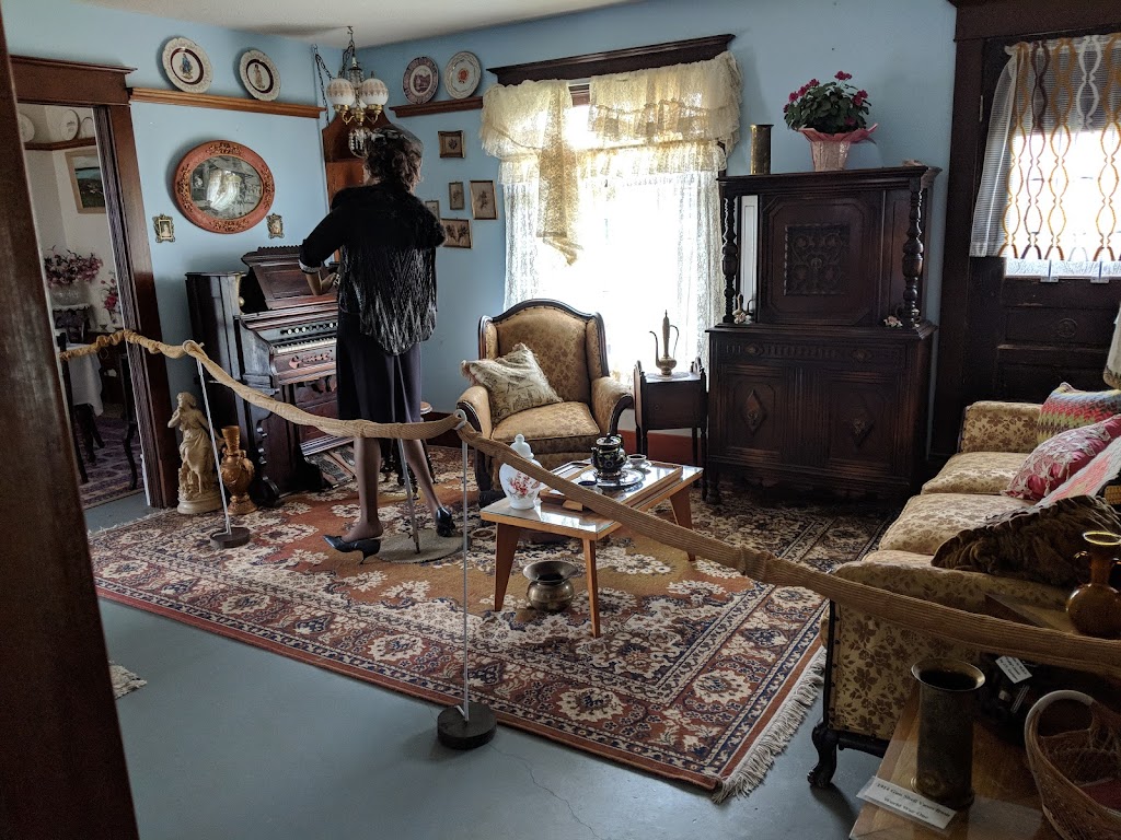 Stettler Town & Country Museum | 6502 44 Ave, Stettler, AB T0C 2L1, Canada | Phone: (403) 742-4534