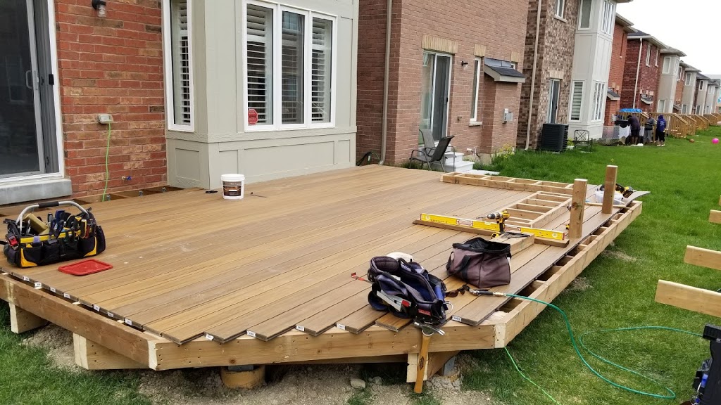 Universal Deck Builder Woodbridge | 8527 ON-27 #14, Woodbridge, ON L4L 1A7, Canada | Phone: (416) 619-0328