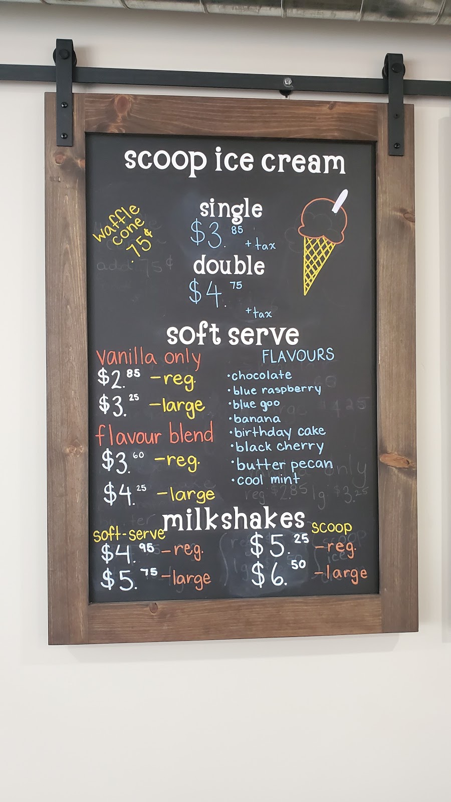 Rustic Scoops Ice Cream Bar Inc. | 440 Lyndoch St, Corunna, ON N0N 1G0, Canada | Phone: (519) 813-9535