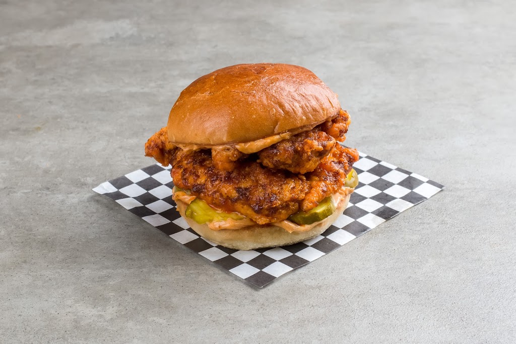 Frankies Nashville Hot Chicken | 14 Martindale Crescent, Ancaster, ON L9K 1J9, Canada | Phone: (905) 648-7147