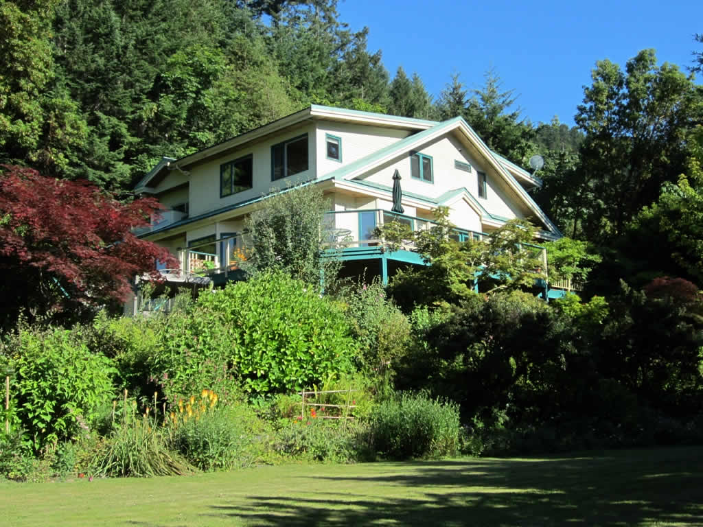 Saturna Lodge Ltd | 130 Payne Rd, Saturna, BC V0N 2Y0, Canada | Phone: (250) 539-2254