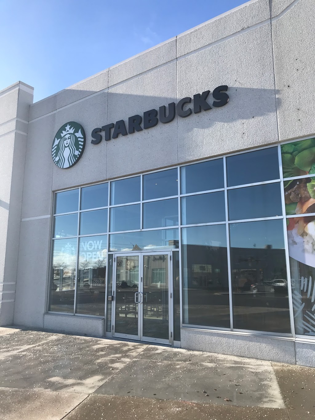 Starbucks | 6055 Mavis Rd #1, Mississauga, ON L5R 4G6, Canada | Phone: (905) 330-0453