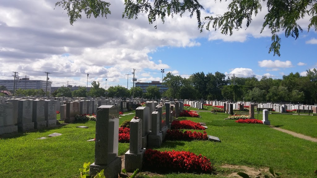 Back River Memorial Gardens Cemetery | Corner Berri and Sauvé Est, Montréal, QC H3L 1H6, Montreal, QC H3L 2G3, Canada | Phone: (514) 735-4696