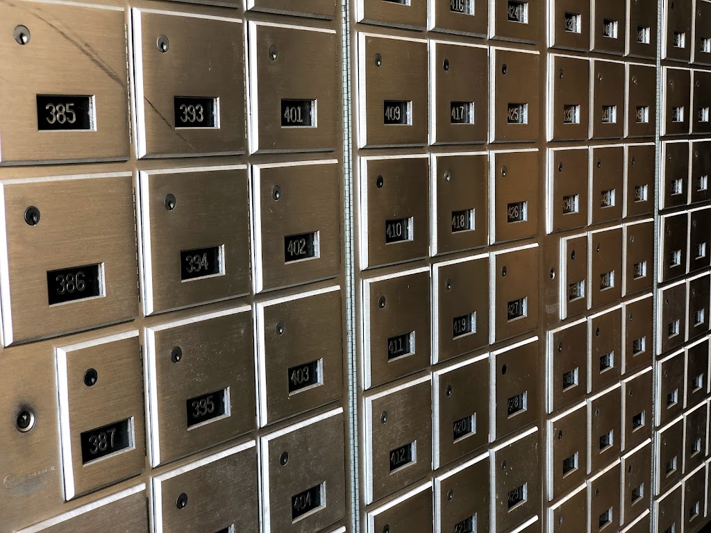 Surrey Mail Boxes | 15299 68 Ave #122, Surrey, BC V3S 2C1, Canada | Phone: (778) 565-1455