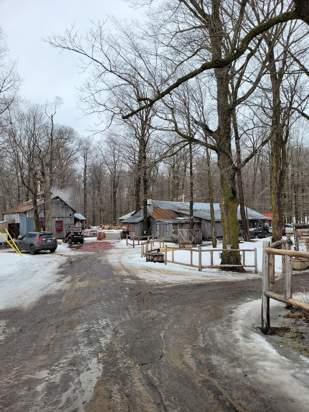 Ô Sucre Cabane et Réception Champêtre | 7091 Mnt Villeneuve, Mirabel, QC J7N 2H1, Canada | Phone: (514) 569-0010