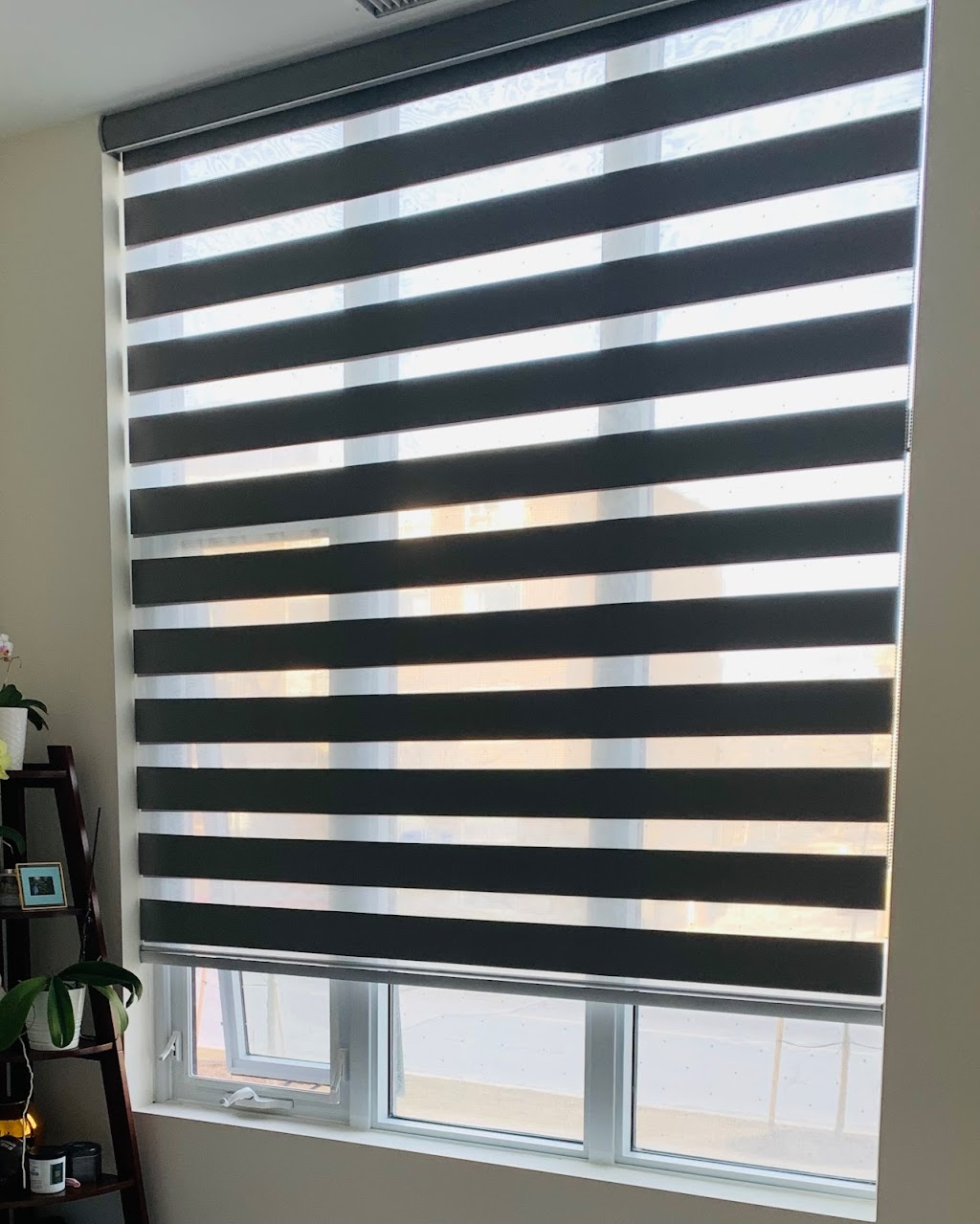 Prime Window Coverings | 2450 Post Rd #4, Oakville, ON L6H 0J2, Canada | Phone: (647) 921-4383